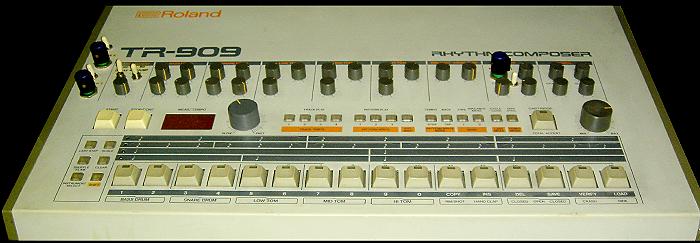 Roland TR-909 - cykong.com